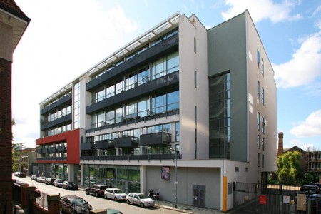 photo vue de l\'extérieur du bâtiment Union Wharf lofts