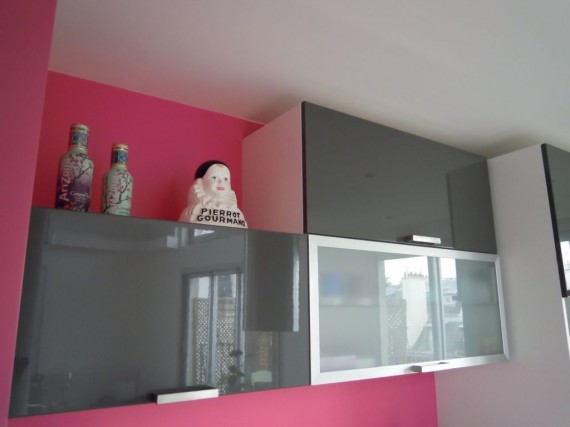 Cuisine design gris et rose